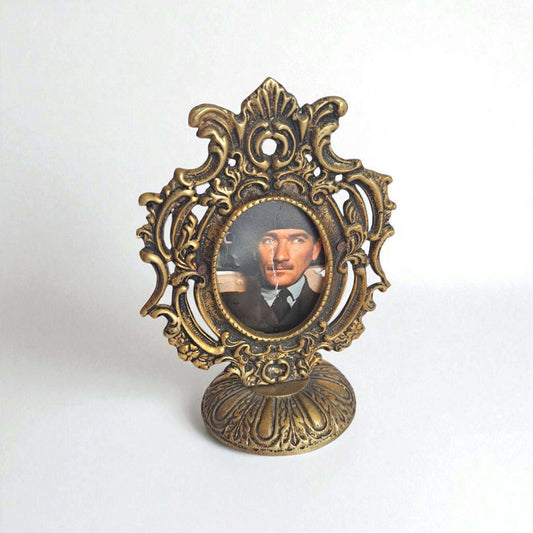 Elegant brass passport photo display