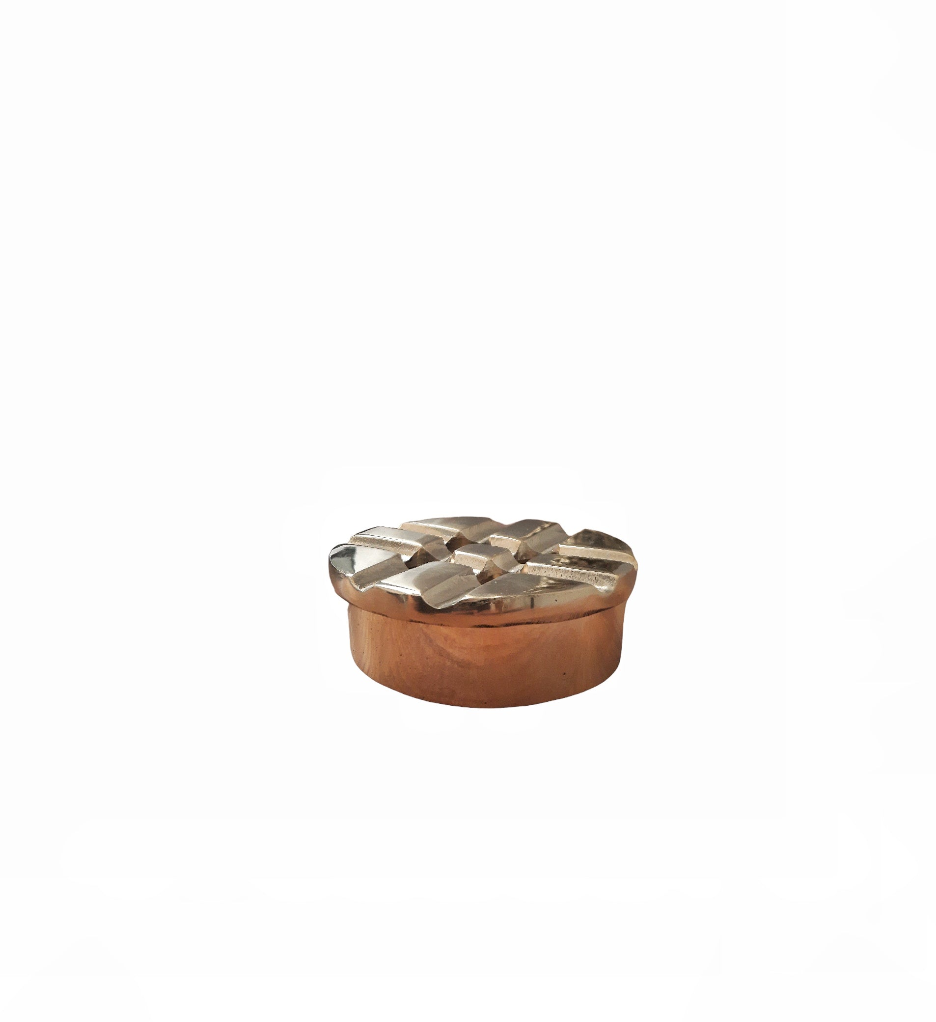 Handcrafted Brass Ashtray with Lid | Retro Charm & Dual Finish