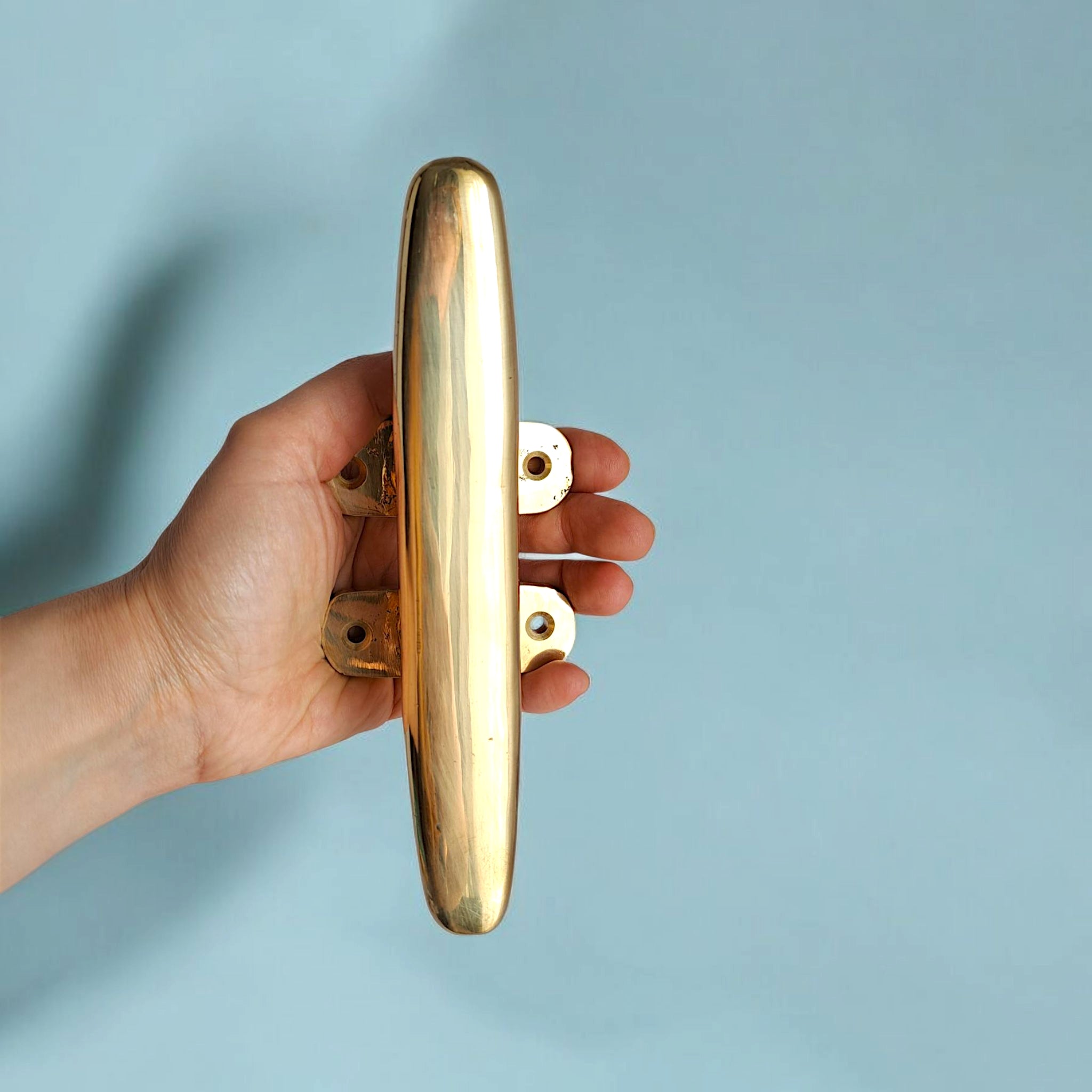 7” Brass Boat Cleat – Vintage 18cm Nautical Rope Tie for Coastal & Marine Decor