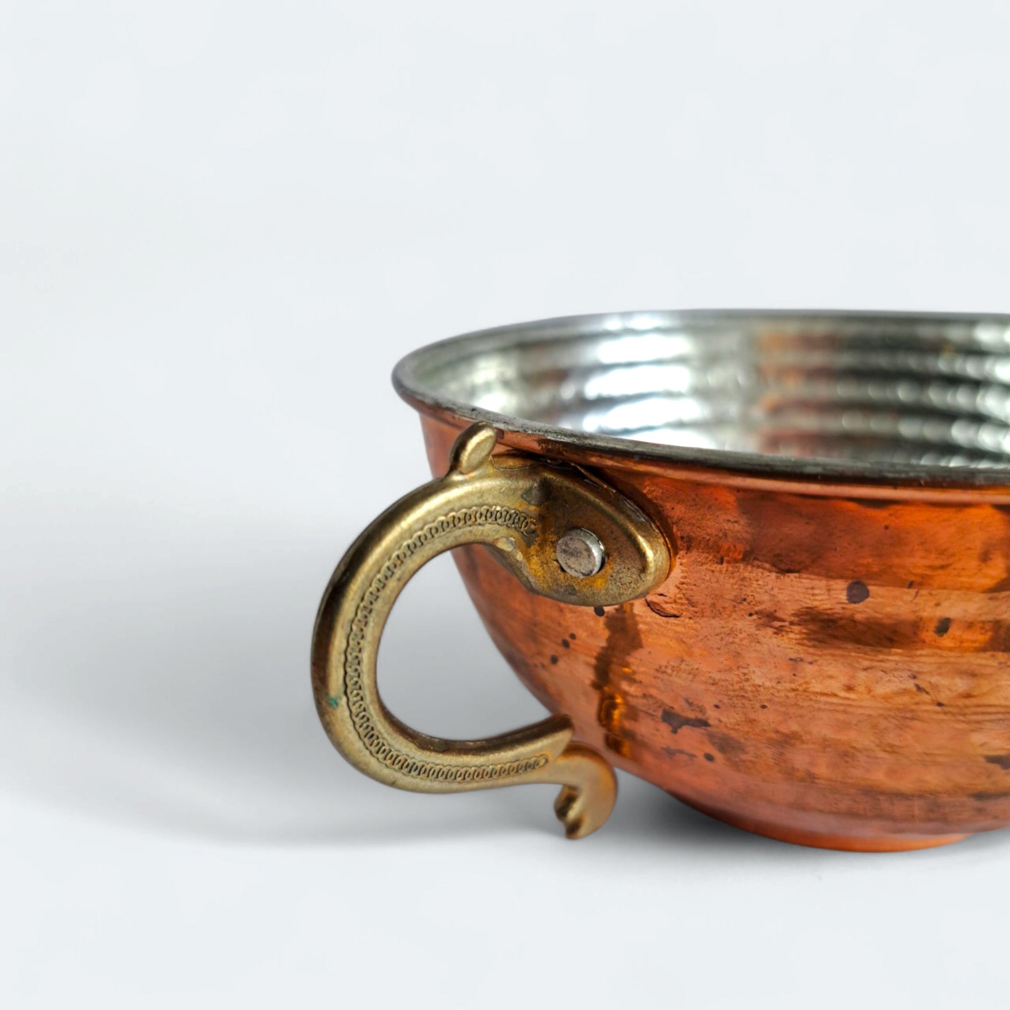 Turkish Hand-Hammered Copper Bowl with Handle – Tin-Lined Vintage Reproduction