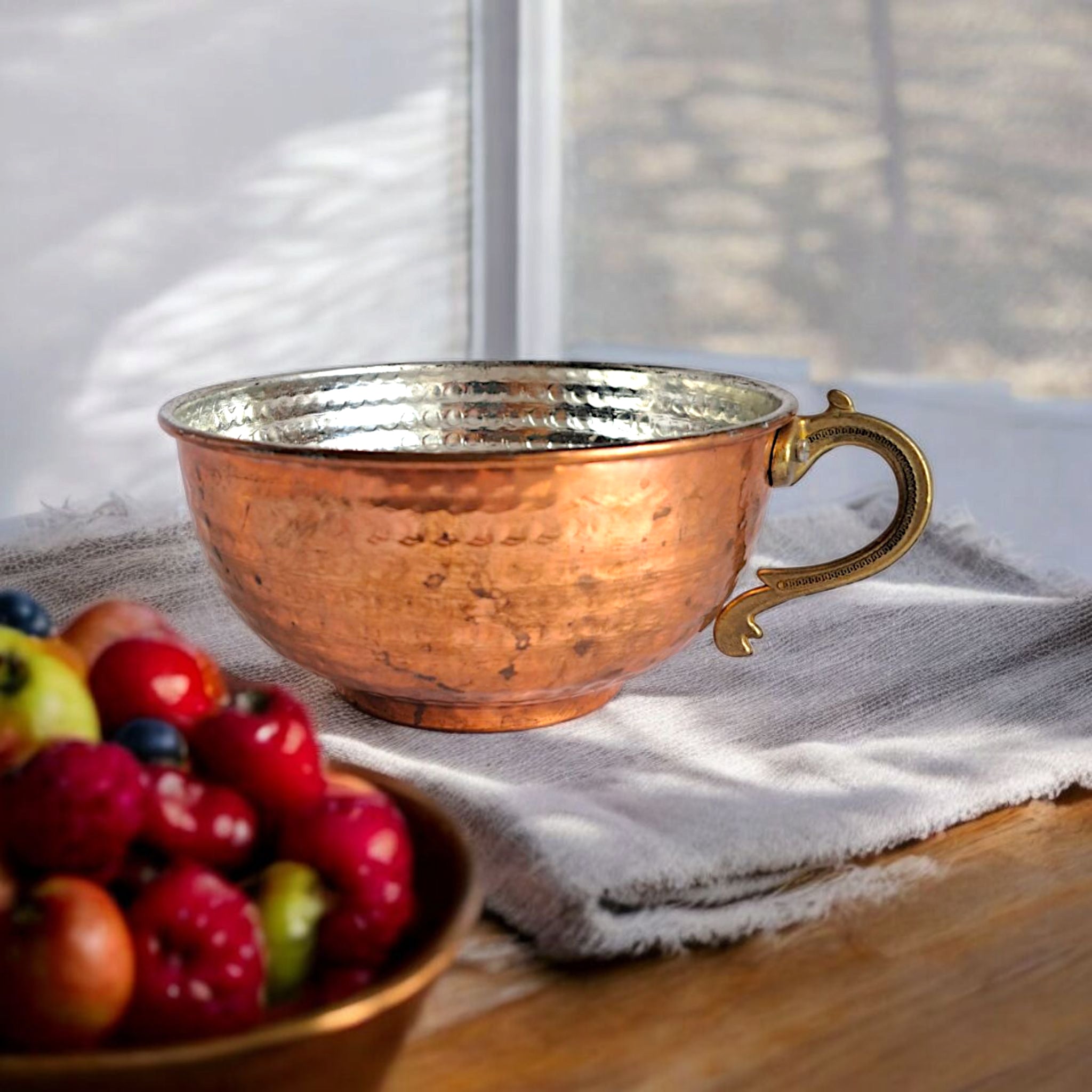 Turkish Hand-Hammered Copper Bowl with Handle – Tin-Lined Vintage Reproduction