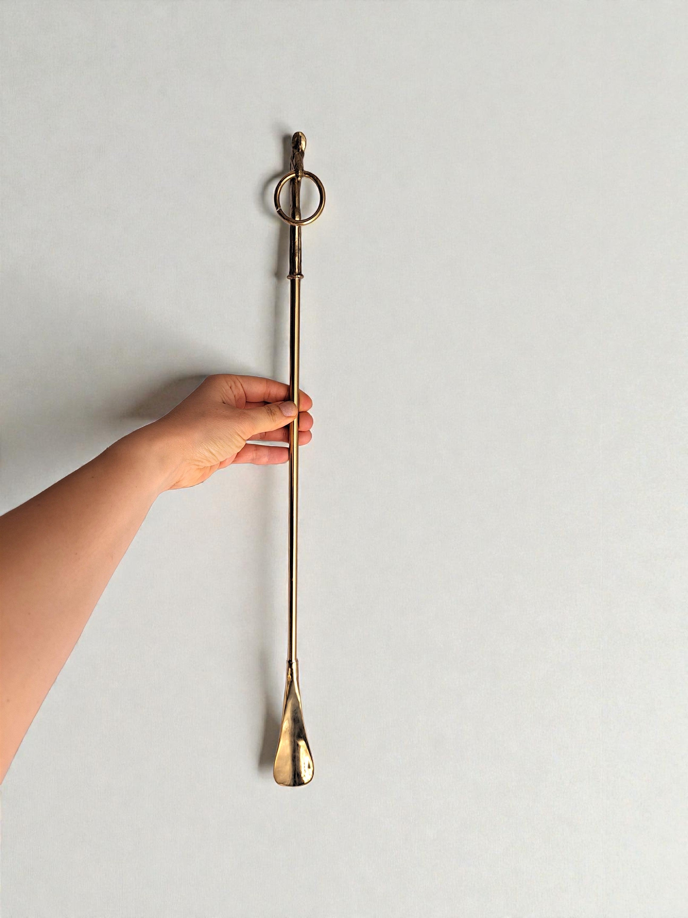 Rare Antique Replica Horse Head Brass Shoe Horn – 56 cm Equestrian Collectible