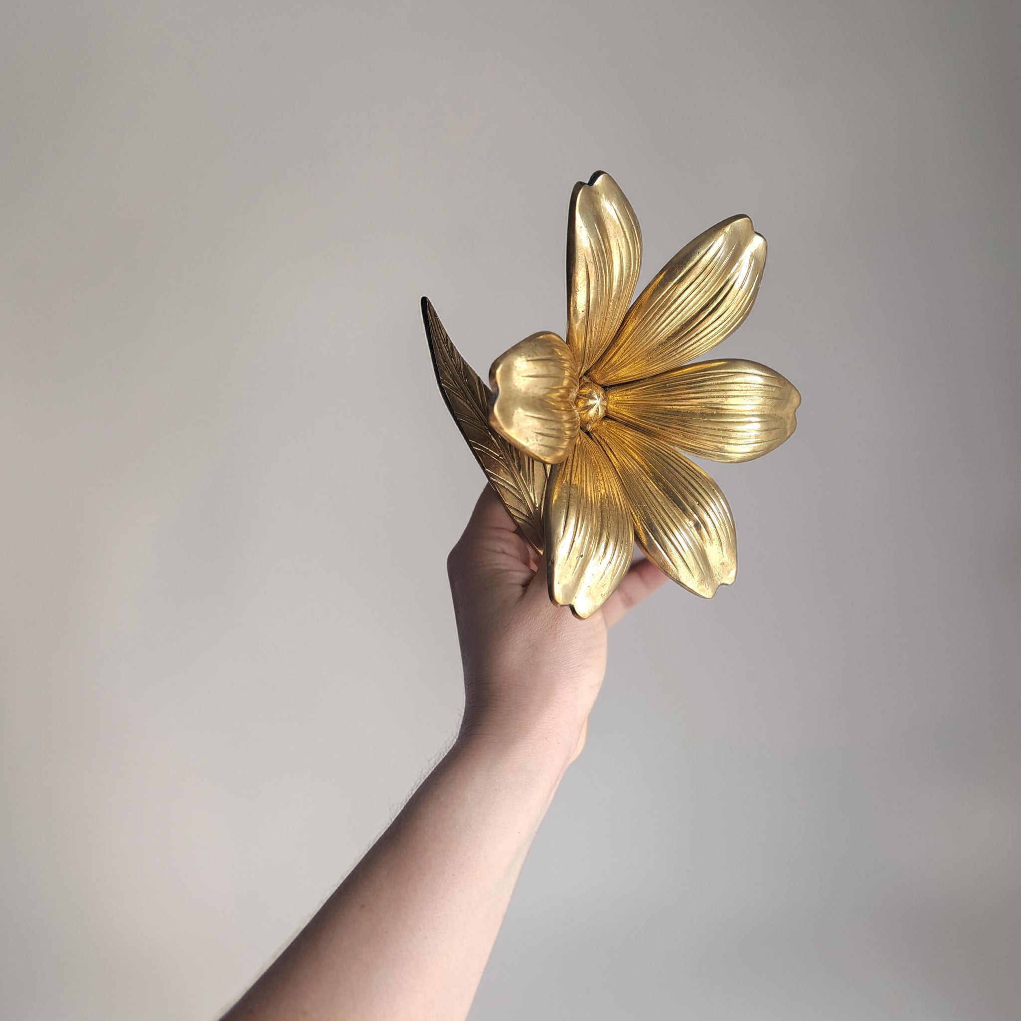 Handcrafted Brass Lotus Flower 22cm Mirror Gold
