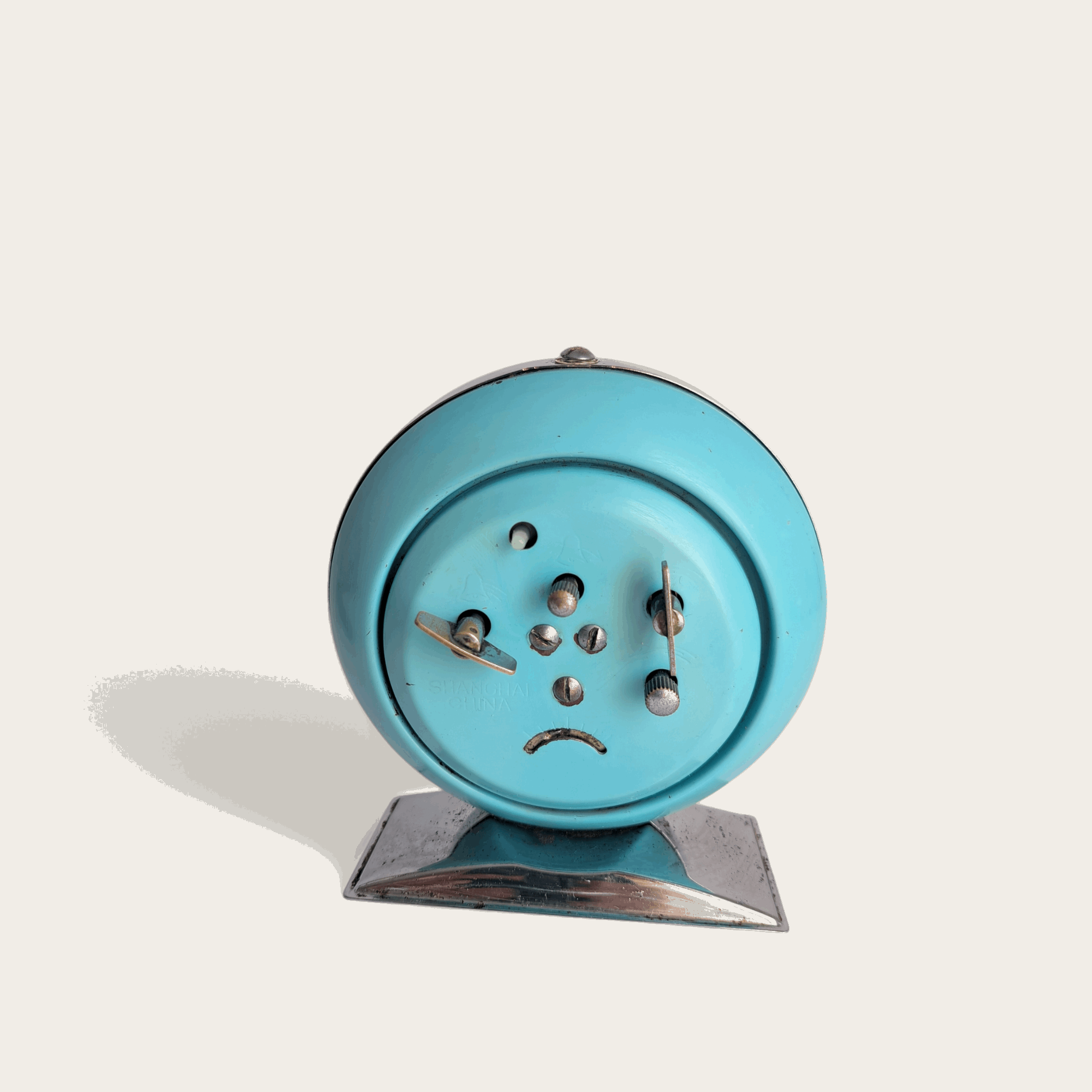 Vintage 1970s Blue Metal Alarm Clock – Rare Wind-Up Pecking Chicken Design