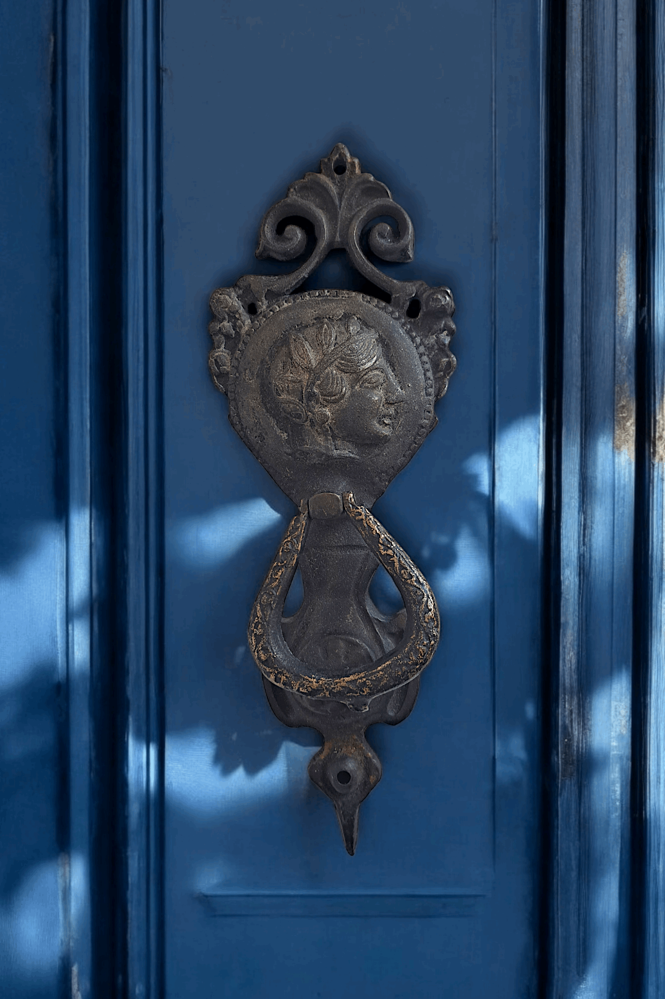 Vintage Brass Roman Door Knocker – Antique Style, Handcrafted Decor