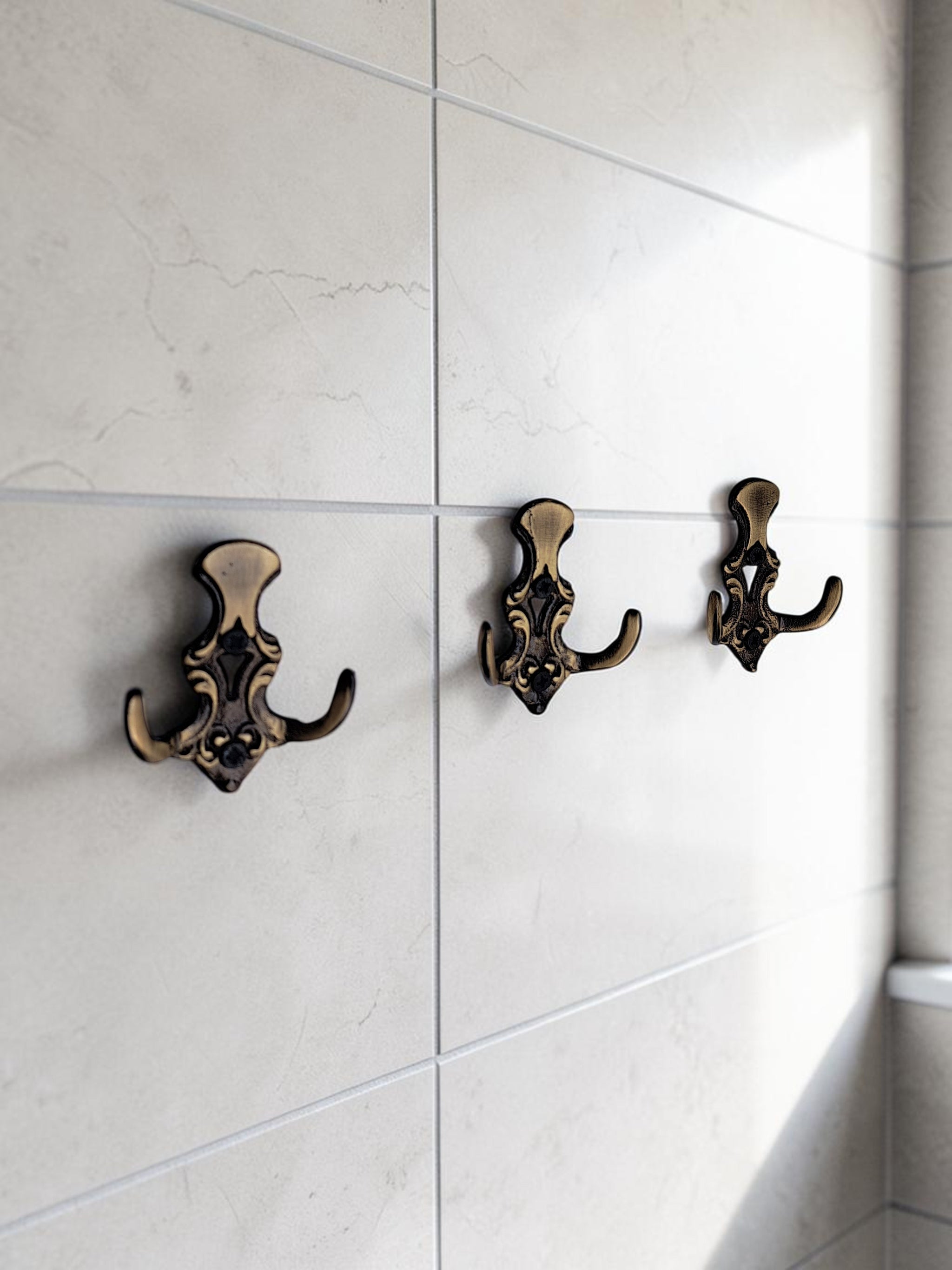 Antique Brass Double Wall Hook – Solid Brass Vintage Towel, Coat & Robe Hook for Bathroom, Kitchen, Entryway