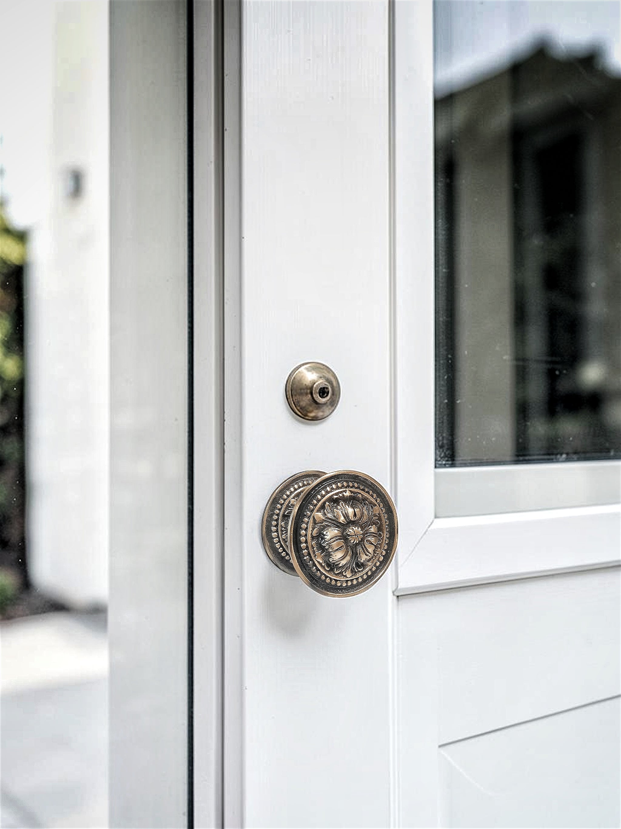 Vintage Brass Door Knob – Antique Gold Floral Entry Door Handle for Interior & Exterior Doors