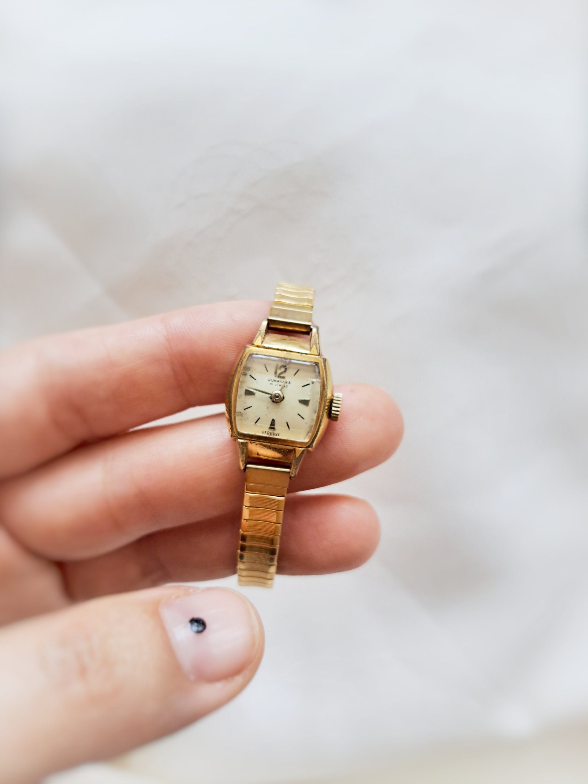 Rare 70s Junghans Wind-up Watch for Women – German Mechanical, Gold Steel