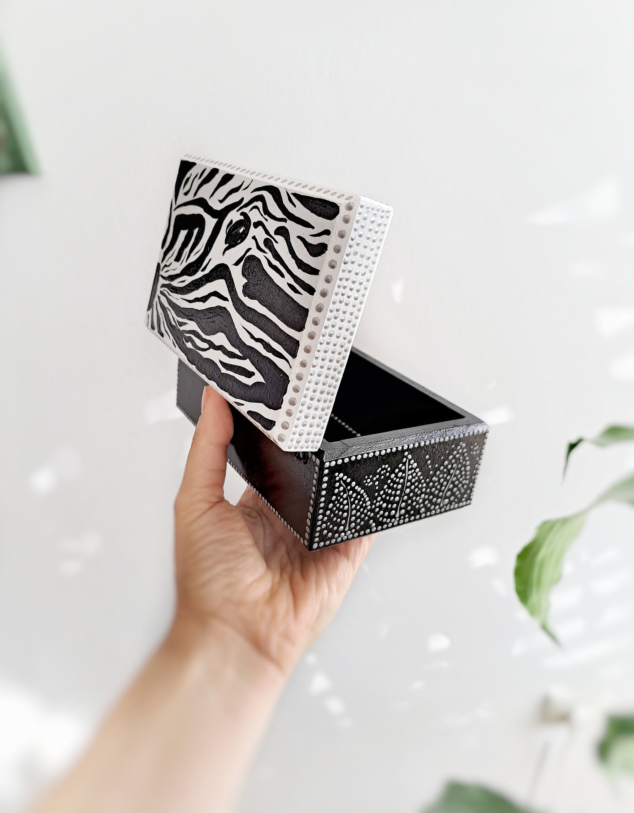 ahşap mücevher kutusu el yapımı Afrika hayvanları