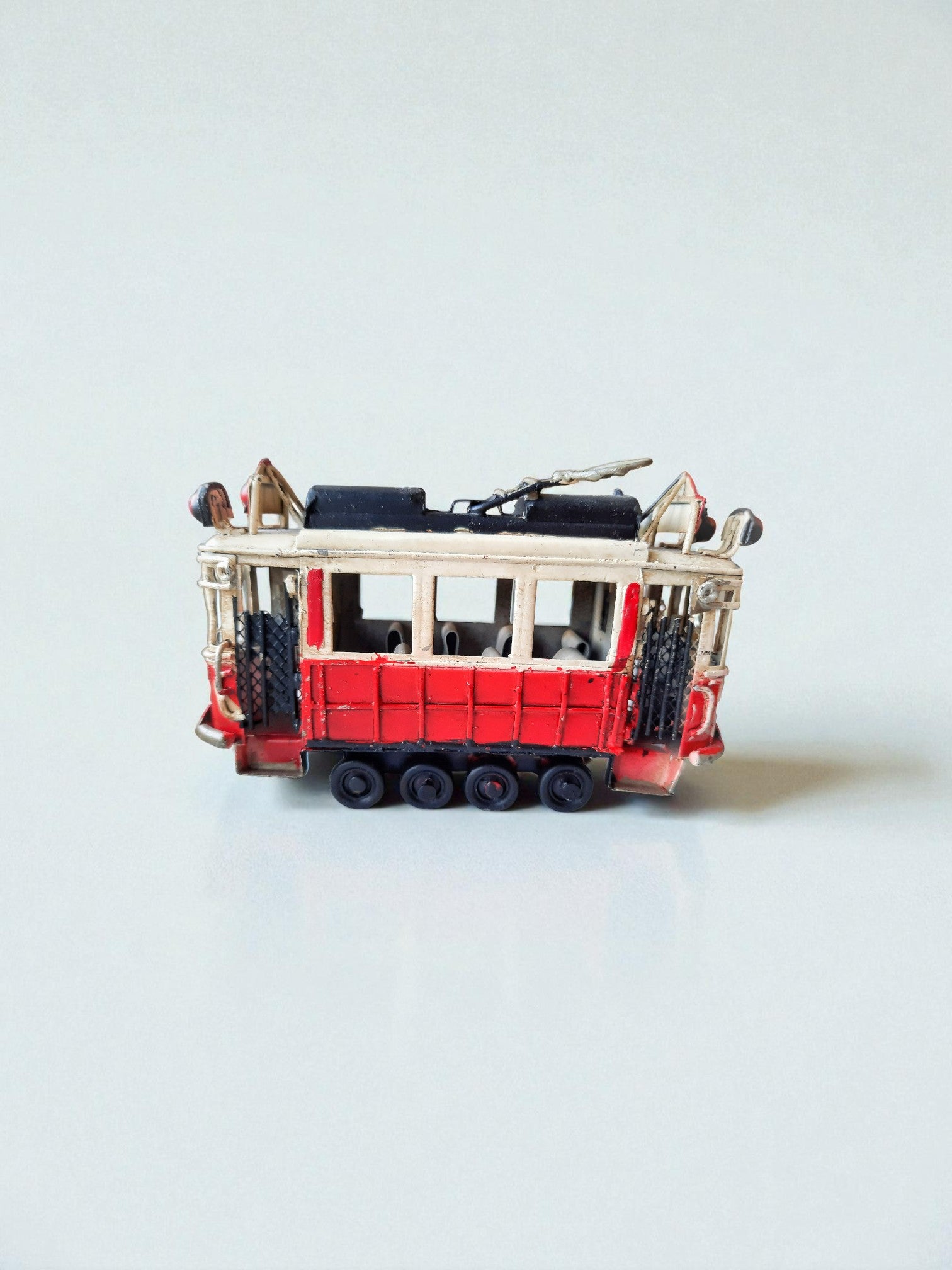 Model Tram of Istanbul, Taksim's Historical Red Tram Model
