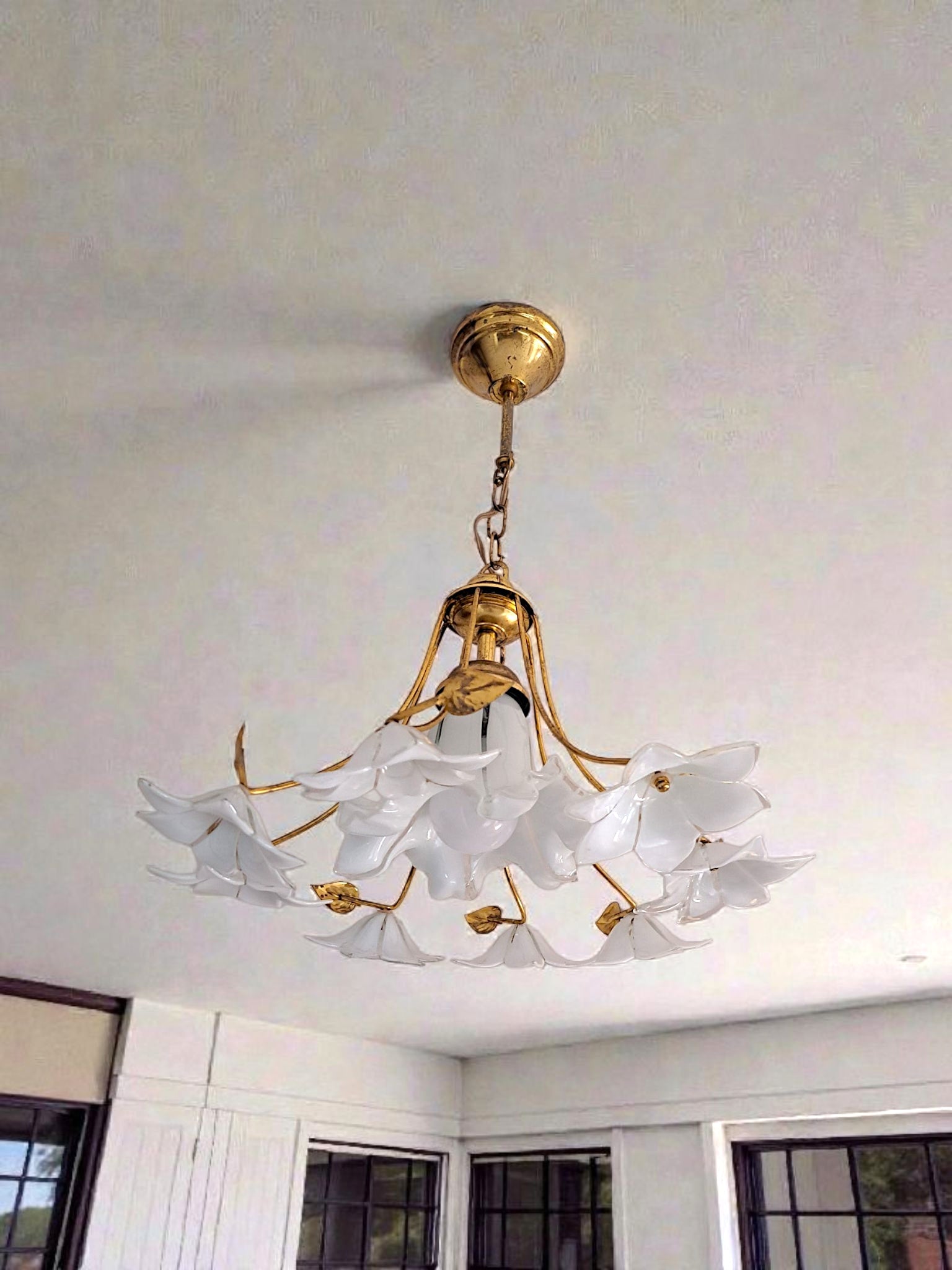 white murano flower chandelier ceiling view